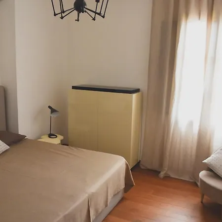 Del Giglio'S Luxury Apartment In Piazza Della Signoria-3